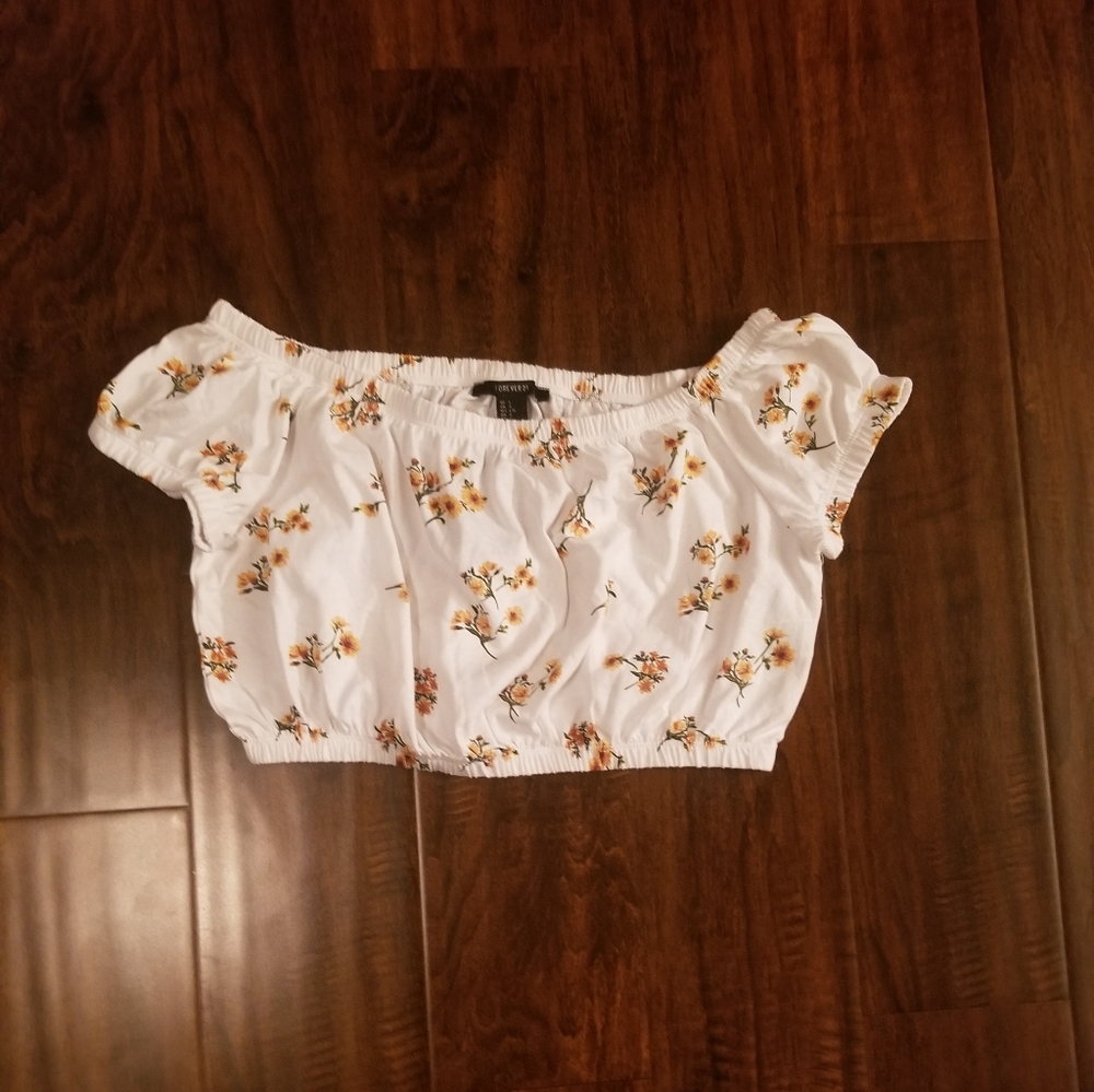 FOREVER 21 Floral Crop Top